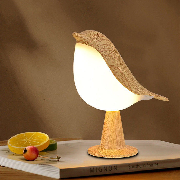 Stylowa Lampa z Motywem Ptaka – Nowoczesny Design, Energooszczędna, Idealna do Salonu i Sypialni 1