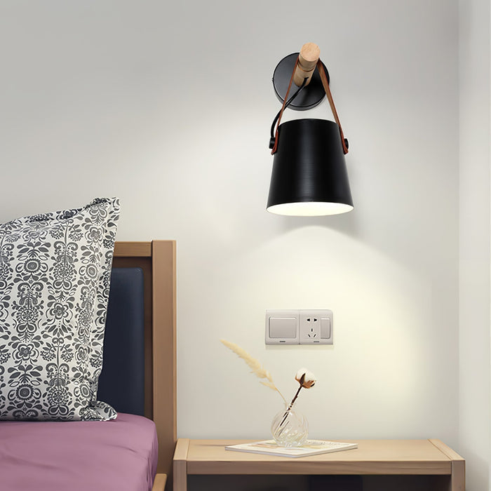 Stylowy Kinkiet Ścienny LED w Skandynawskim Stylu z Drewnem i Skórą – Idealny do Sypialni i Salonu 4