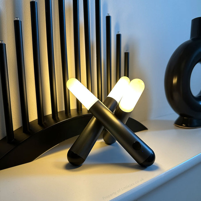 Lampa stołowa bezprzewodowa z regulowanym oświetleniem dotykowym, nowoczesny design z trzema gł 4